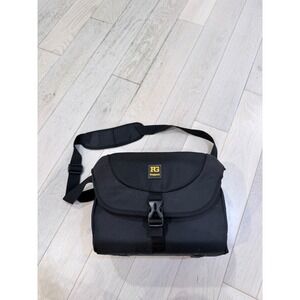 Ruggard Journey 44 DSLR Shoulder Bag (Black)